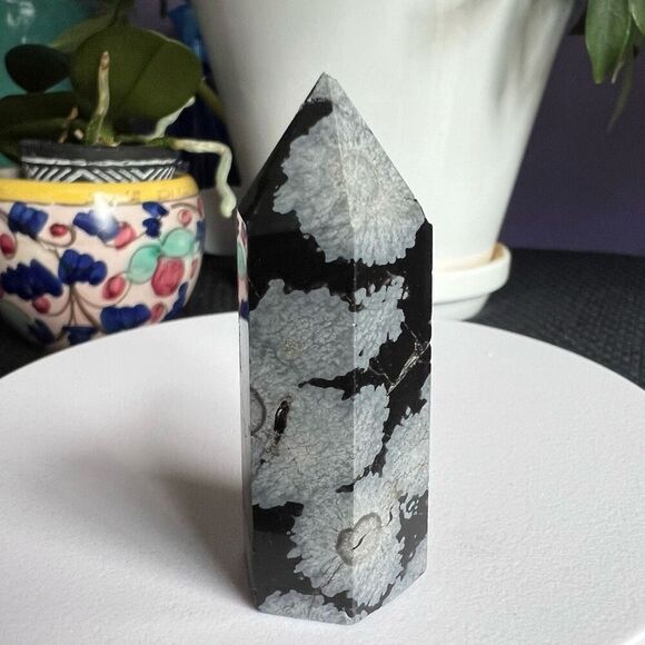 Snowflake Obsidian‎ Crystal Tower (#8) - Picture 6 of 10